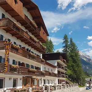 Hotel Des Alpes, Cortina d'Ampezzo